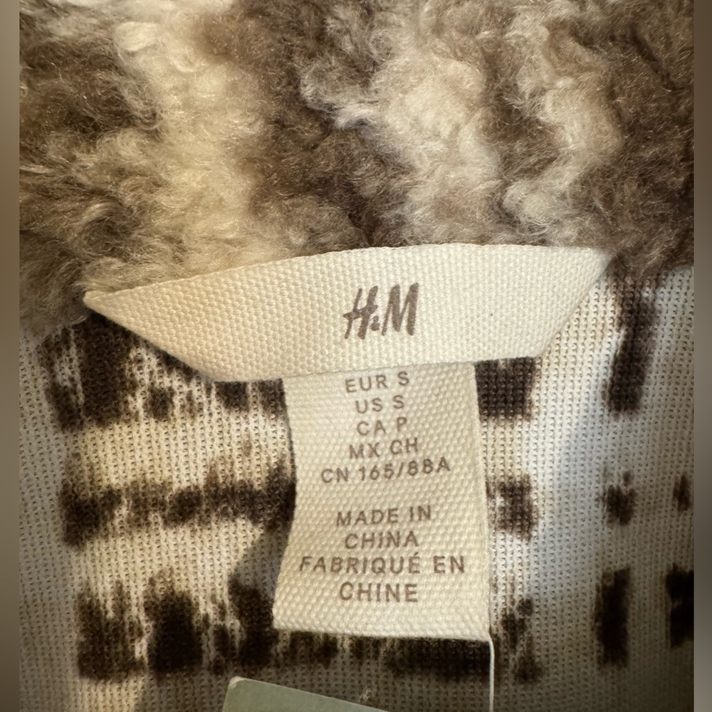 ❤️❤️NWT ❤️H&M Plaid Sherpa Shacket Size Small - Picture 4 of 8